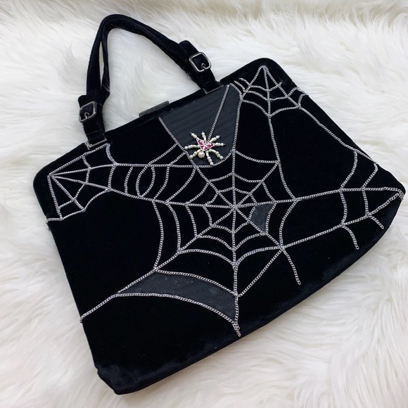 🕷🤍SOLD🤍🕷 - Picture 2 of 6